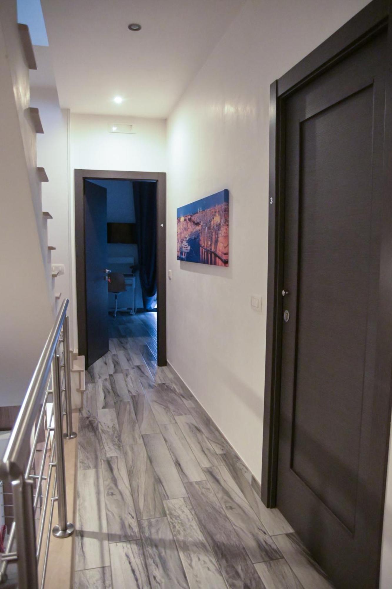 Готель Giorgia House Pieta Екстер'єр фото