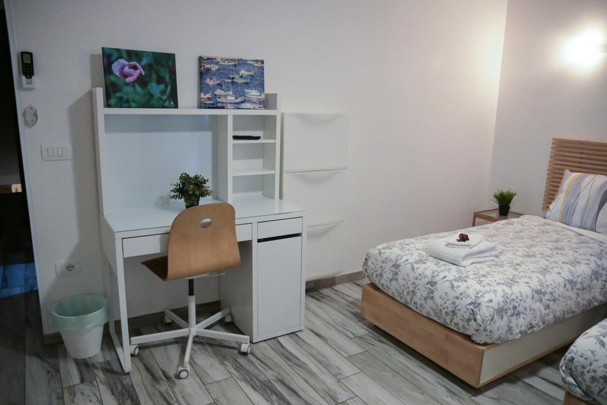 Готель Giorgia House Pieta Екстер'єр фото