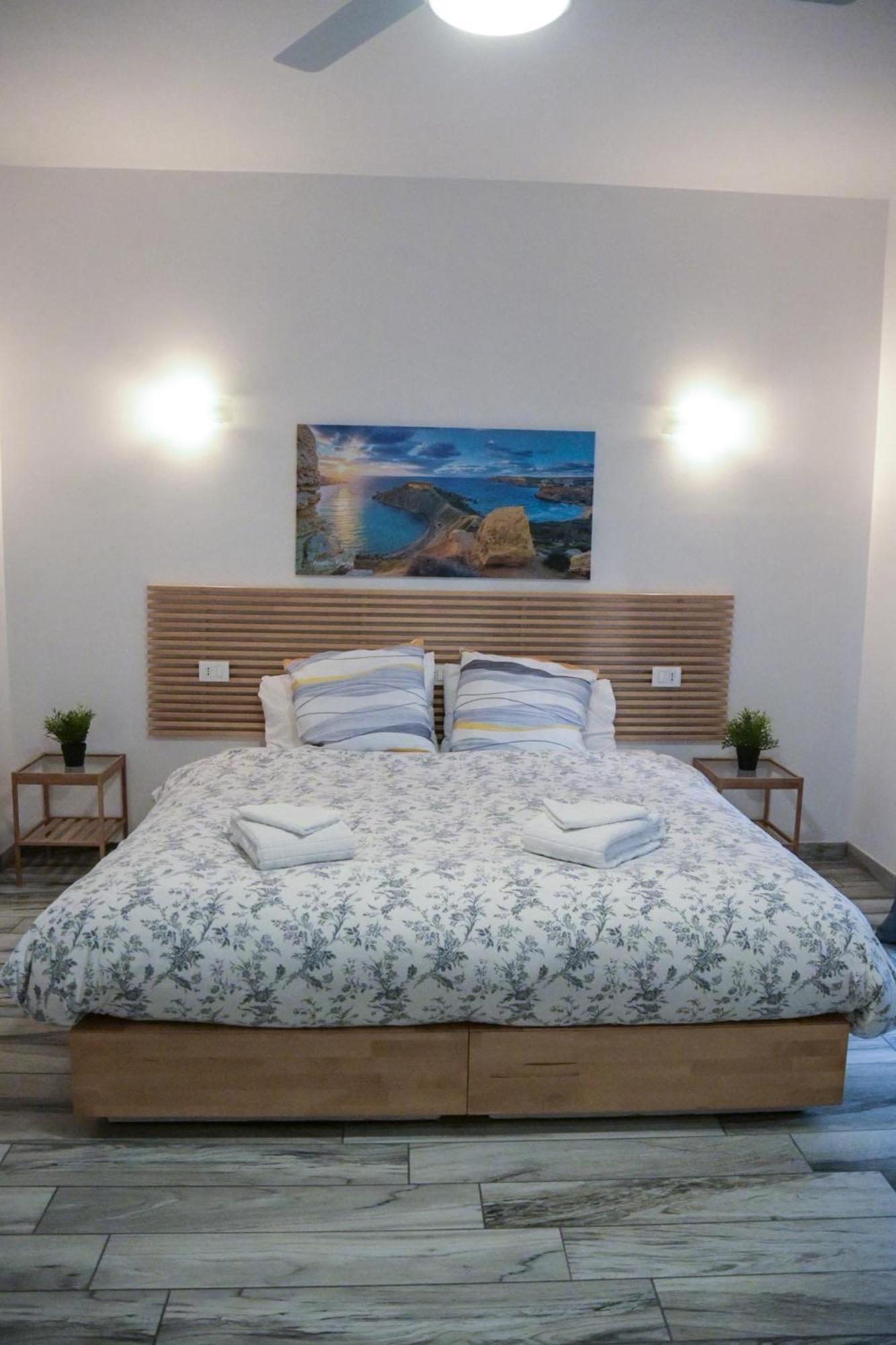 Готель Giorgia House Pieta Екстер'єр фото