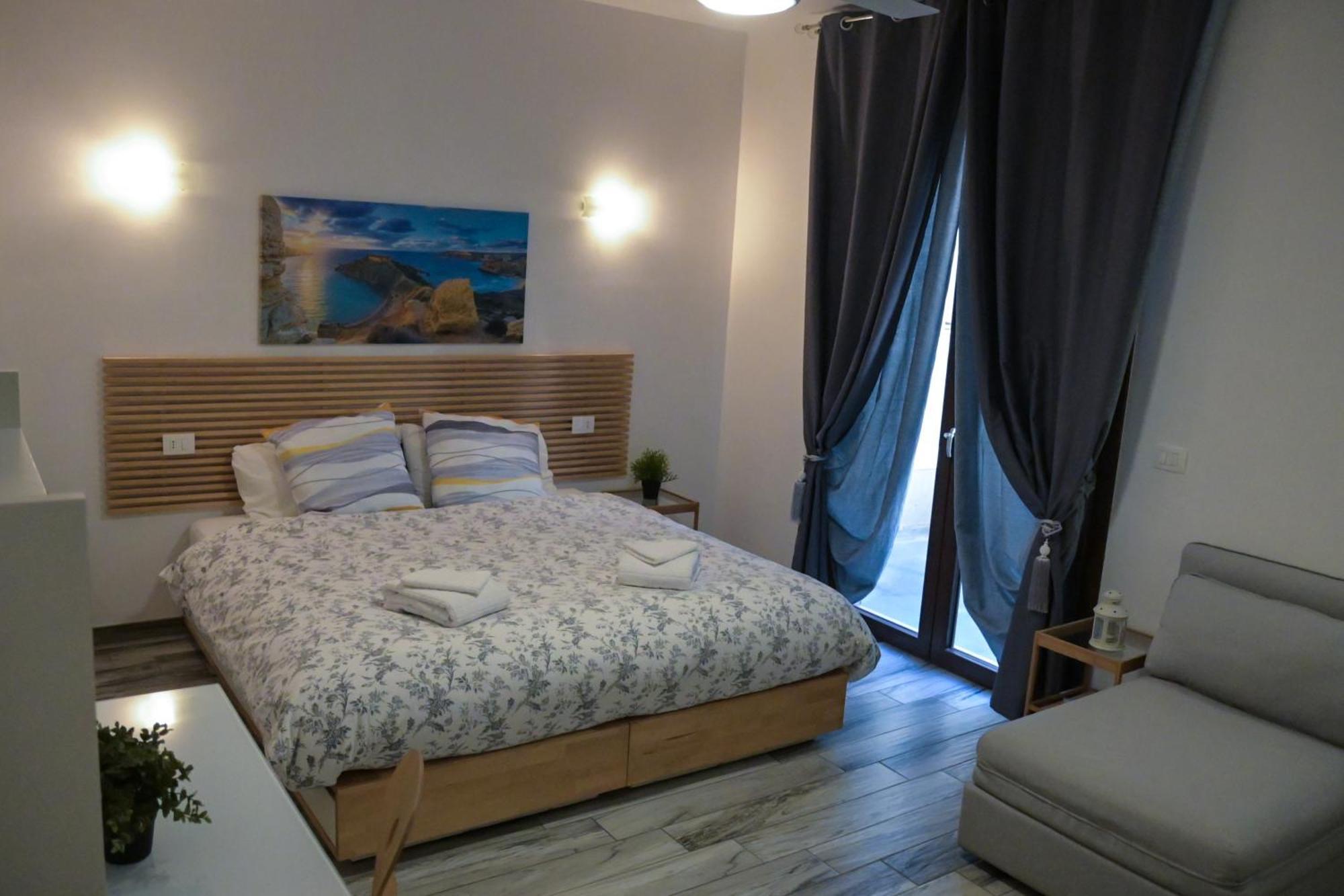 Готель Giorgia House Pieta Екстер'єр фото
